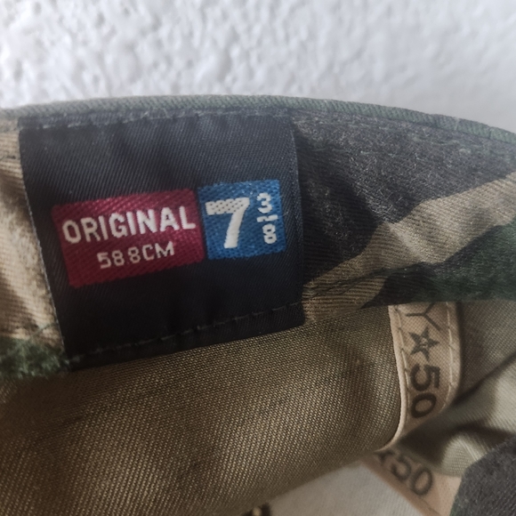 Camo NY Fitted New Era Cap 7 3/8 - Picture 2 of 7